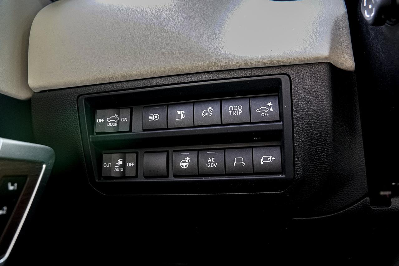 2022 Toyota Tundra Capstone Hybrid |CREW CAB|PANO|LEATHER SEATS|CAM| Photo