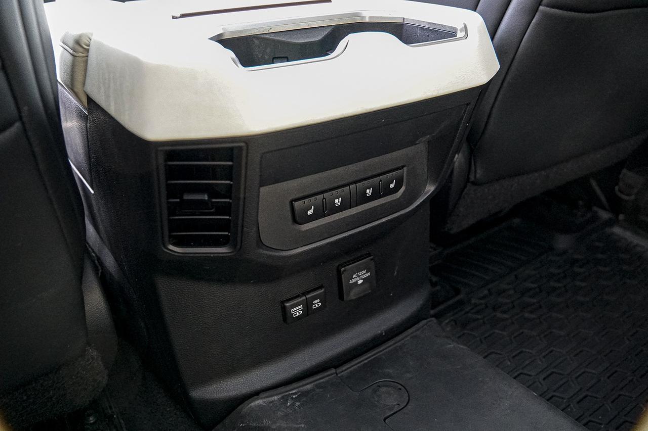 2022 Toyota Tundra Capstone Hybrid |CREW CAB|PANO|LEATHER SEATS|CAM| Photo