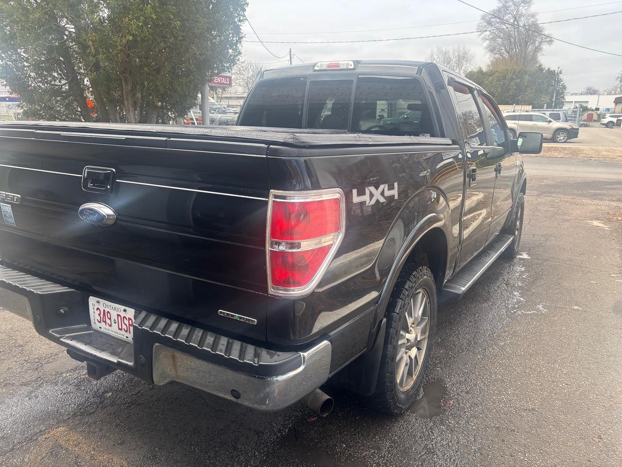 2014 Ford F-150 Lariat Photo