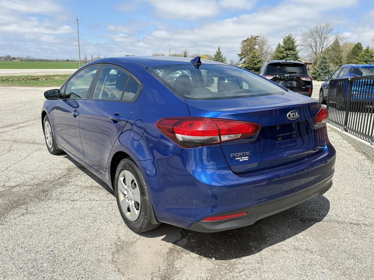 2017 Kia Forte LX | Accident Free | Bluetooth Photo2