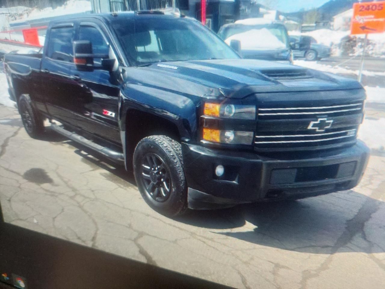 2019 Chevrolet Silverado 2500 4WD Crew Cab 153.7" Photo