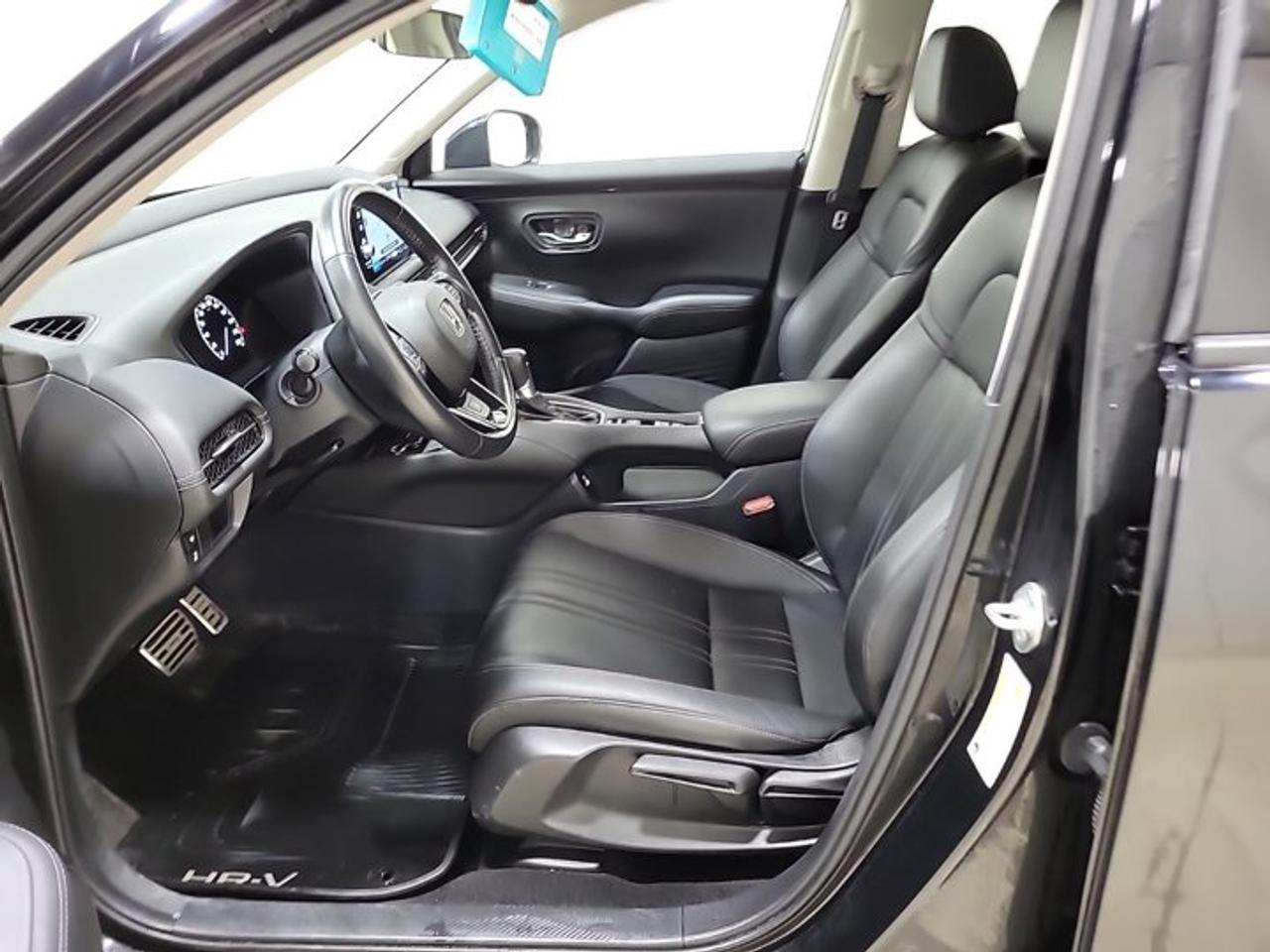 2023 Honda HR-V EX-L | HPD Package | Navi | Sunroof | Leather | Heated Seats + Steering | Adaptive Cruise and More ! Photo