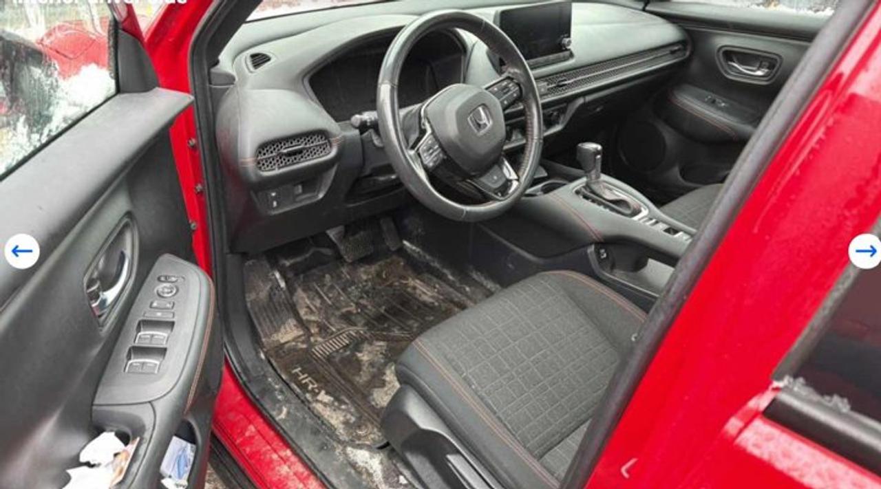 2023 Honda HR-V Sport AWD | Sunroof | Adaptive Cruise | Heated Wheel + Seats | CarPlay + Android | Rear Cam & More ! Photo2