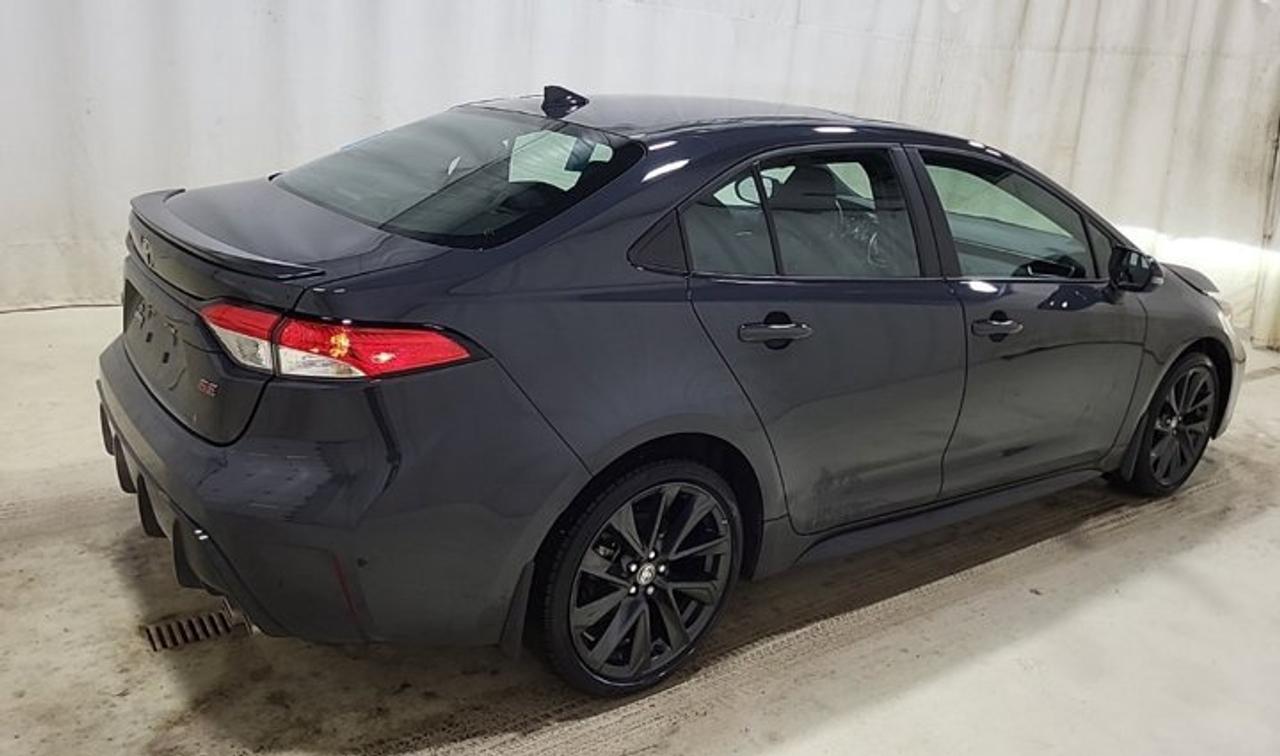 2024 Toyota Corolla SE Upgrade | Sunroof | Heated Seats | Adaptive Cruise | CarPlay | Rear Cam | Lane Departure | Photo3