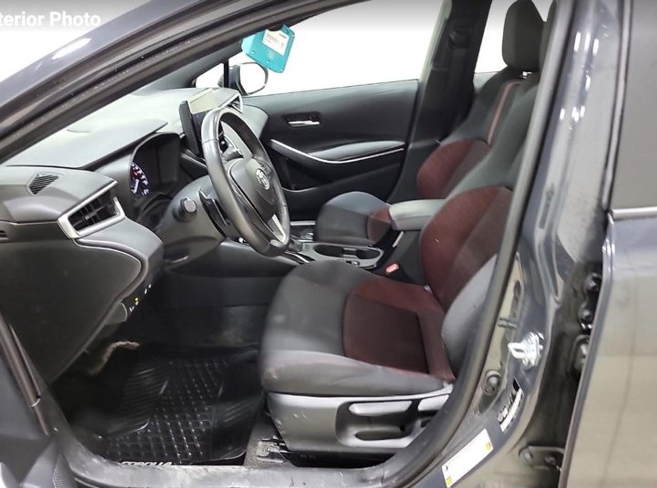 2024 Toyota Corolla SE Upgrade | Sunroof | Heated Seats | Adaptive Cruise | CarPlay | Rear Cam | Lane Departure | Photo2