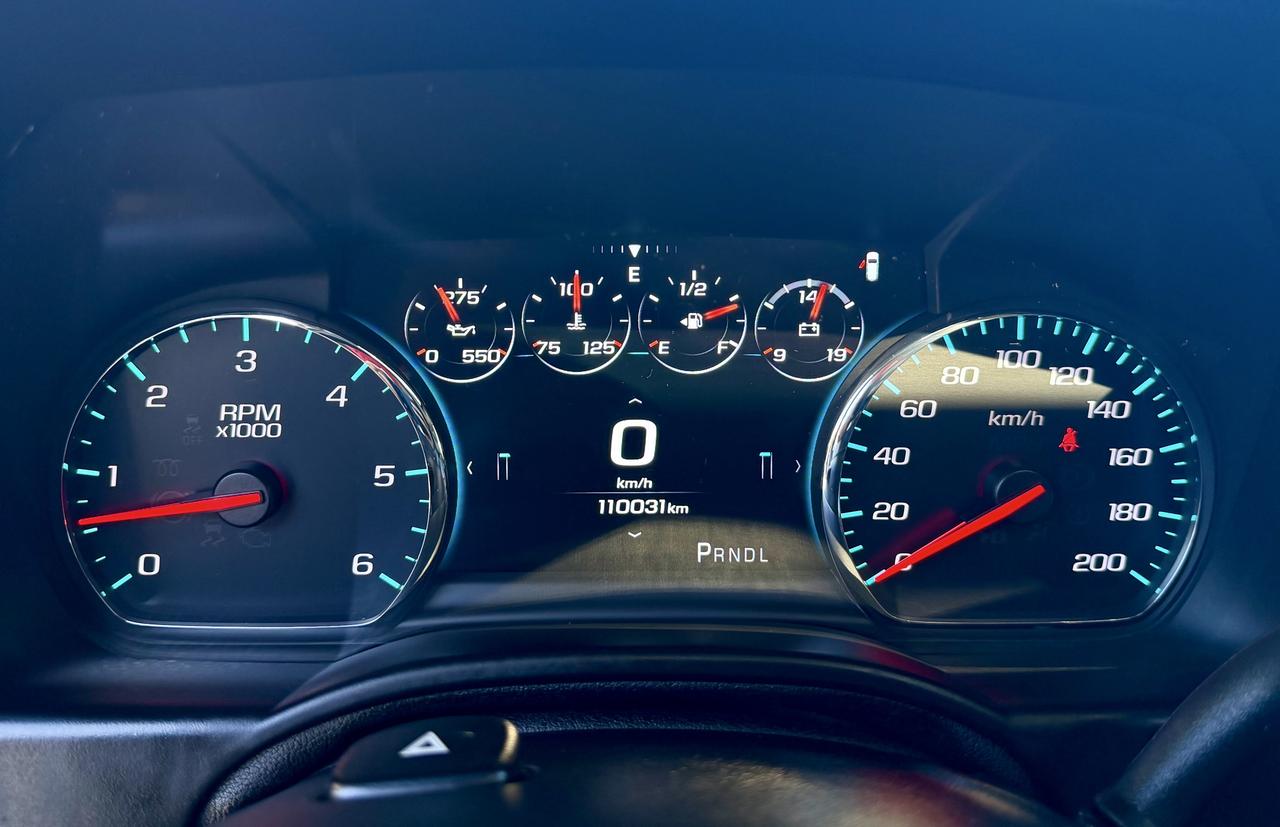 2019 GMC Yukon DENALI FINANCING AVAILABLE Photo10