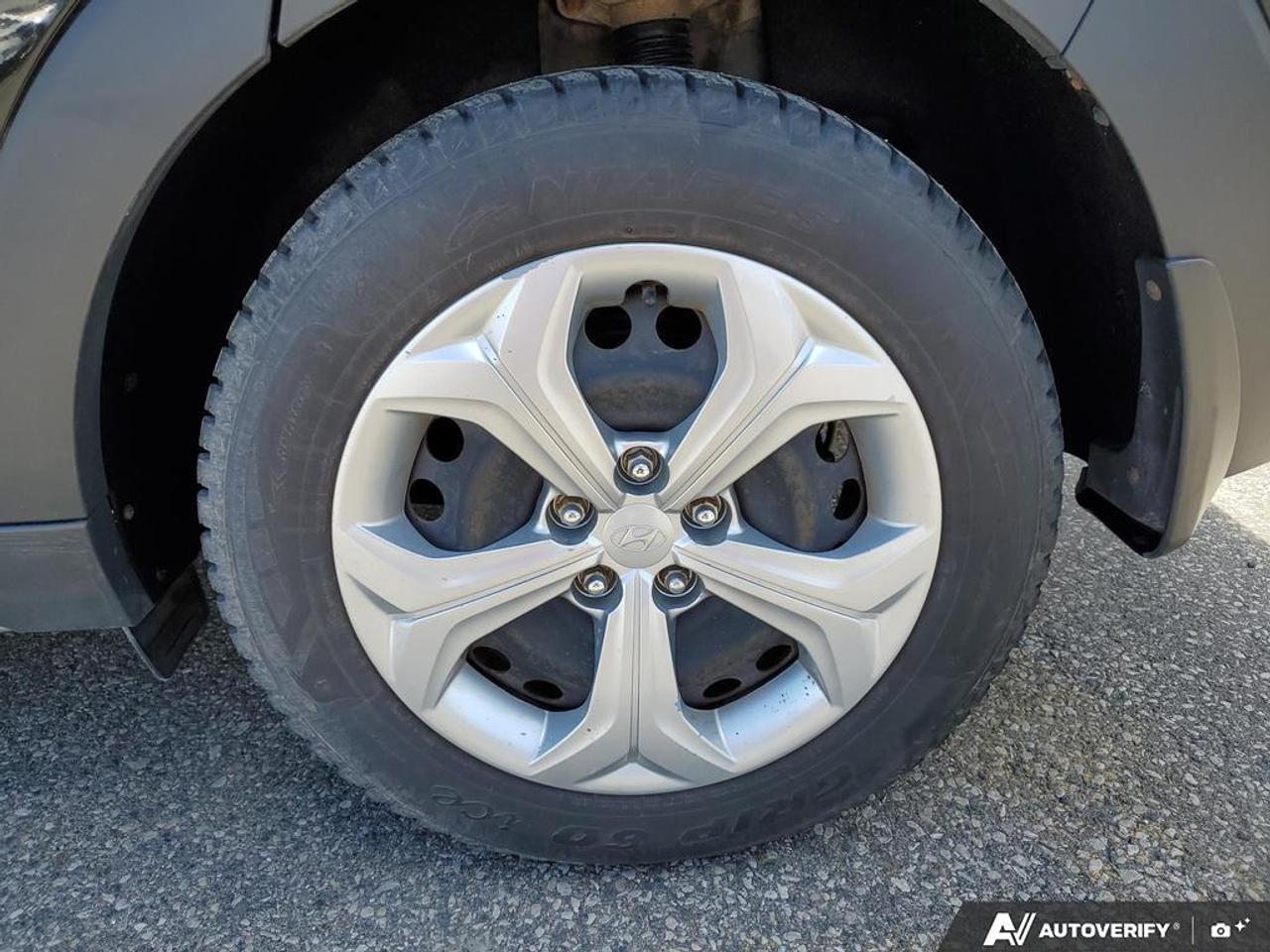 2019 Hyundai Tucson Essential AWD w/Safety Package Photo