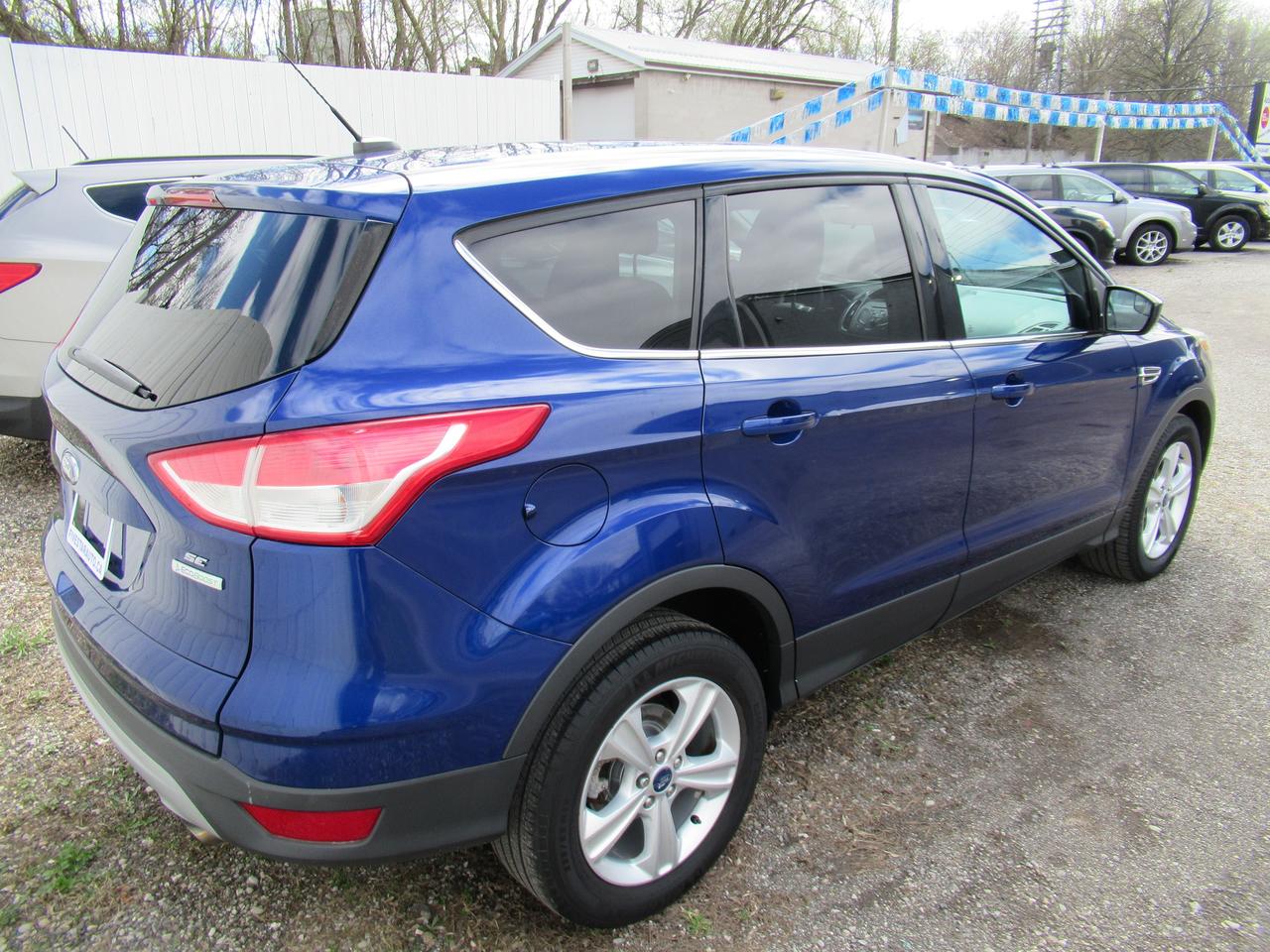 2014 Ford Escape SE Photo2