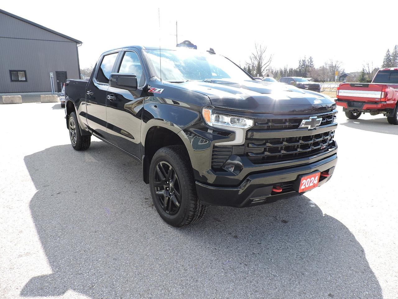 2024 Chevrolet Silverado 1500 LT/ Trail Boss 6.2L 4X4 Z71 Only 56000 KMS