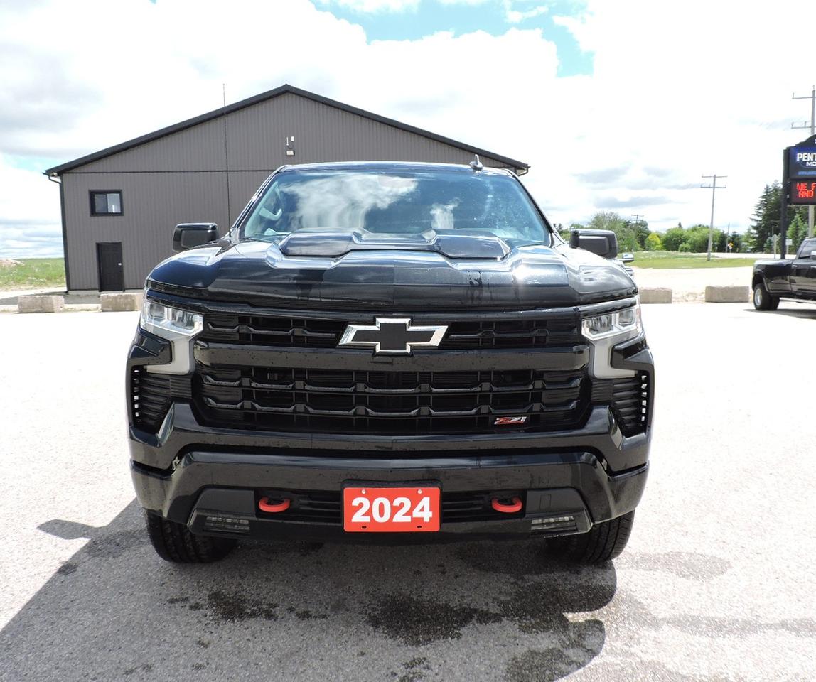 2024 Chevrolet Silverado 1500 LT/ Trail Boss 6.2L 4X4 Z71 Only 56000 KMS Photo
