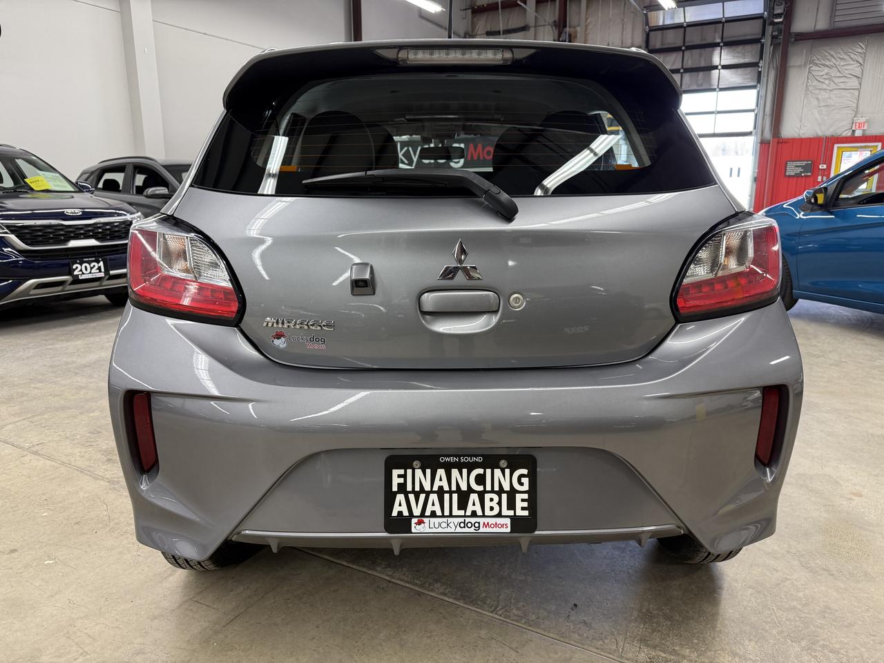 2022 Mitsubishi Mirage ES Photo