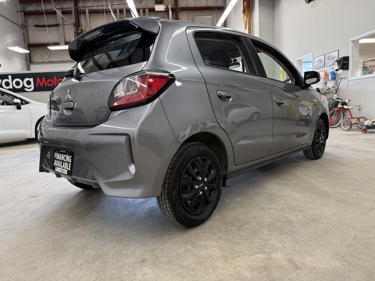 2022 Mitsubishi Mirage ES Photo