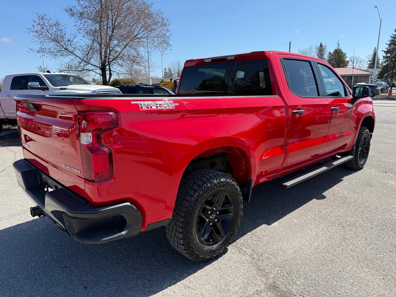 2024 Chevrolet Silverado 1500 Custom Trail Boss 5.3L! AutoStart! CarPlay! Photo4