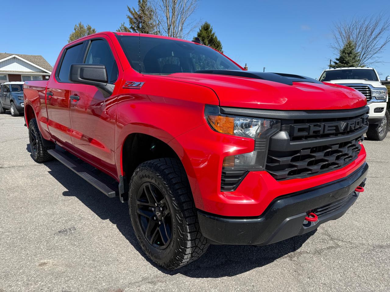 2024 Chevrolet Silverado 1500 Custom Trail Boss 5.3L! AutoStart! CarPlay! Photo
