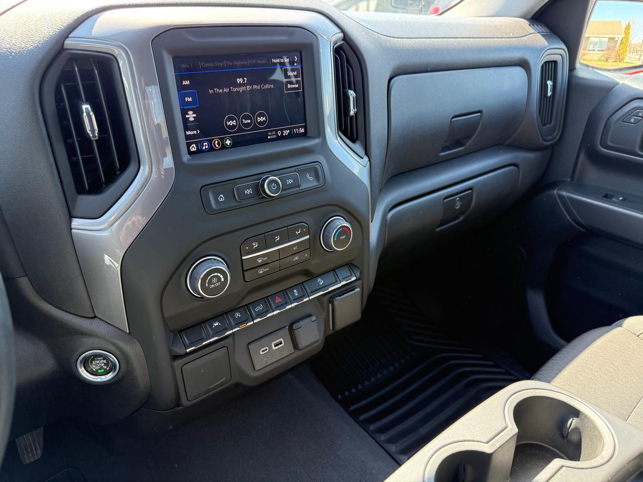 2024 Chevrolet Silverado 1500 Custom Trail Boss 5.3L! AutoStart! CarPlay! Photo