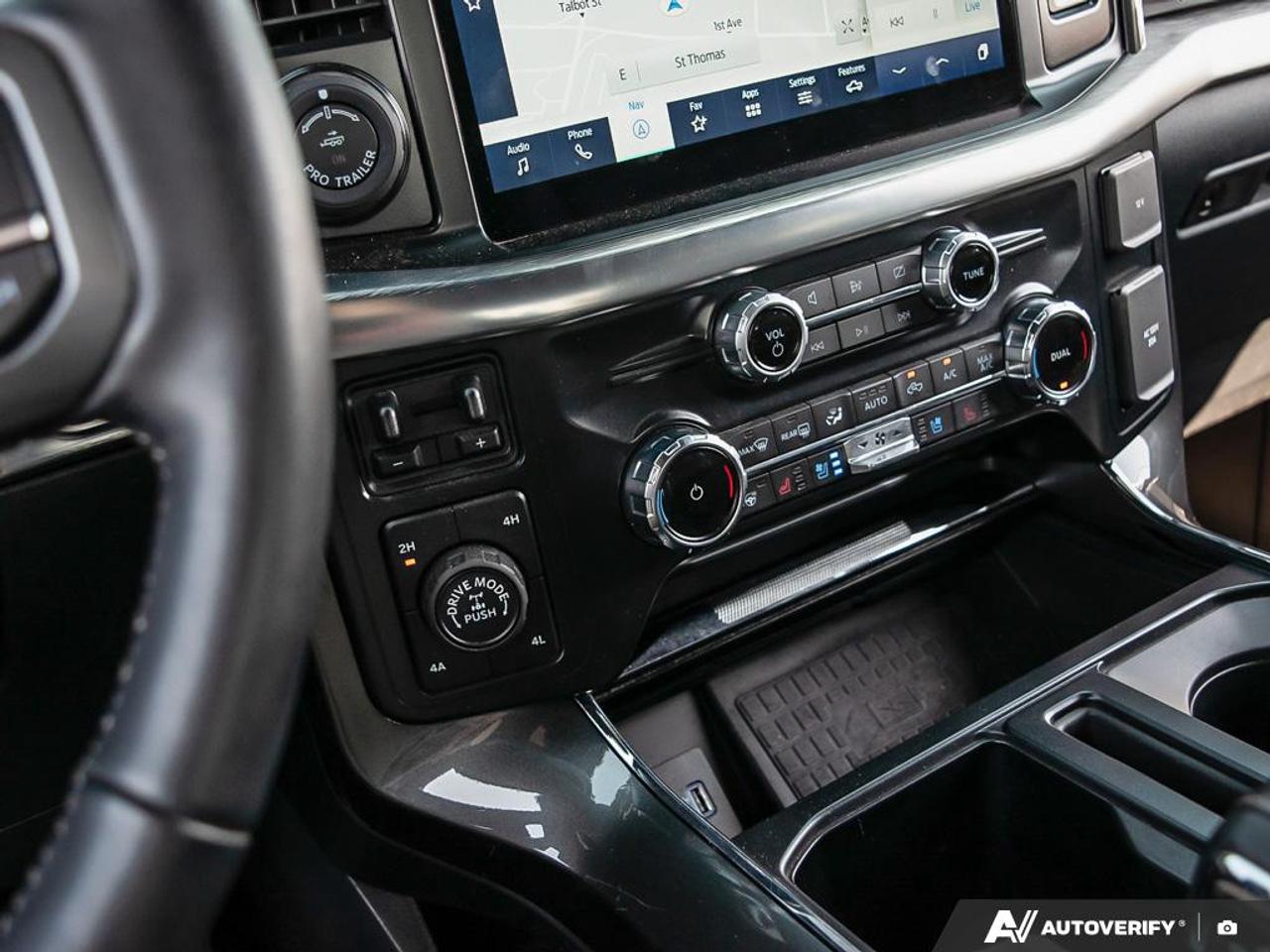 2022 Ford F-150 Lariat Photo