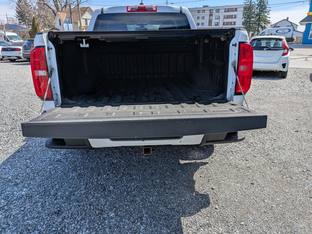 2017 Chevrolet Colorado 4WD Crew Cab 128.3" WT Photo