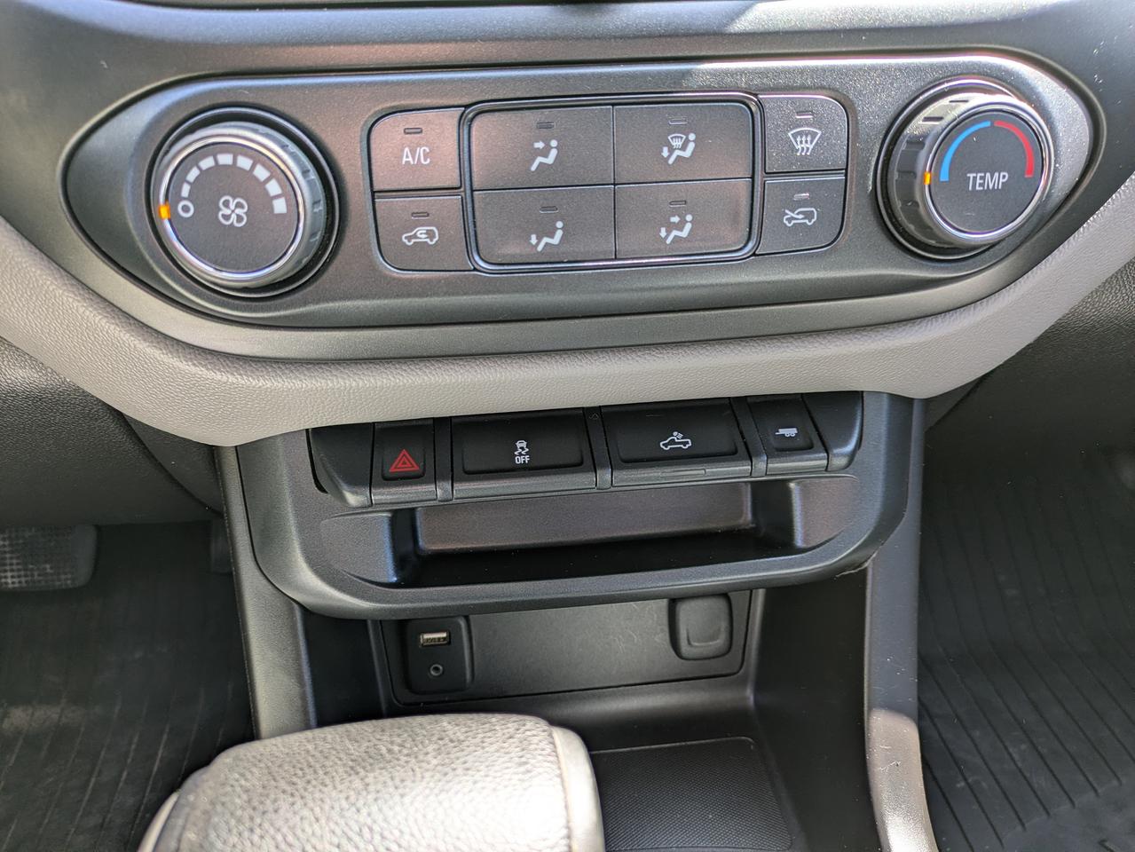 2017 Chevrolet Colorado 4WD Crew Cab 128.3" WT Photo