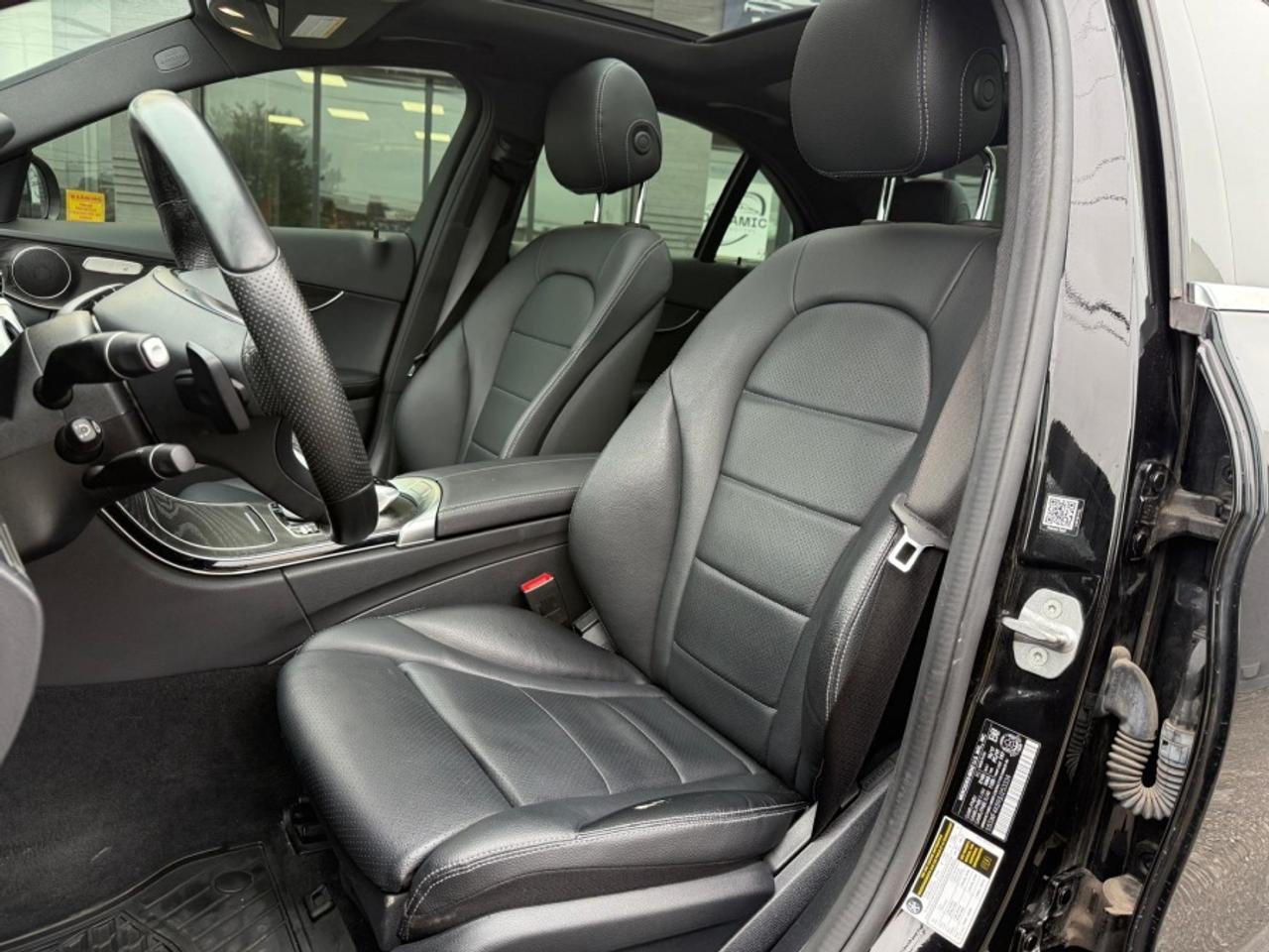 2018 Mercedes-Benz C-Class C 300 4MATIC/ LEATHER/ AMG RIMS/ SUNROOF MOONROOF/ - Photo #10