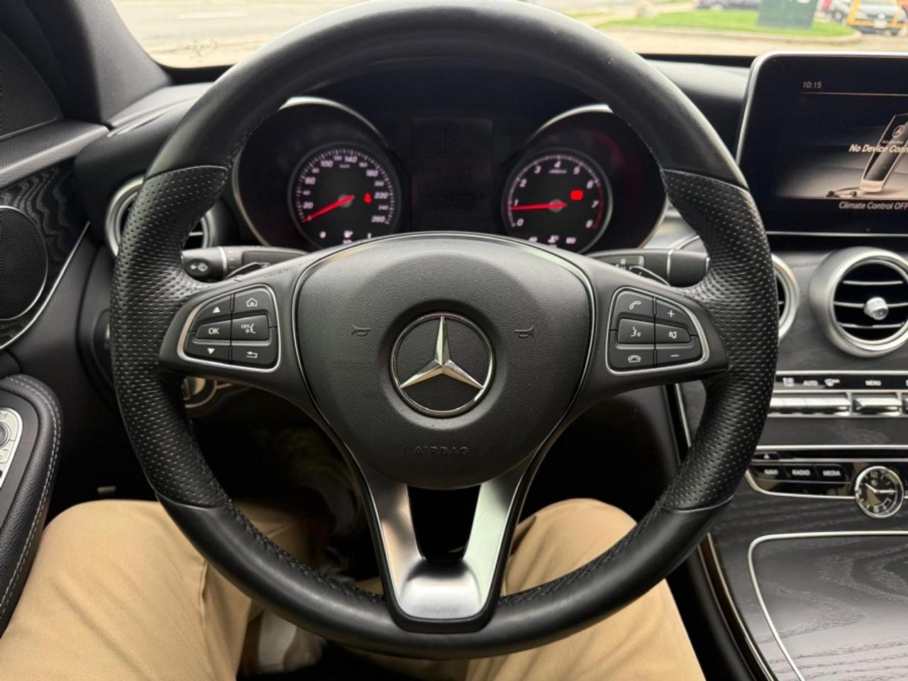 2018 Mercedes-Benz C-Class C 300 4MATIC/ LEATHER/ AMG RIMS/ SUNROOF MOONROOF/ Photo