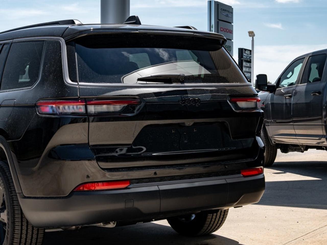 2026 Jeep Grand Cherokee L ALTITUDE Photo