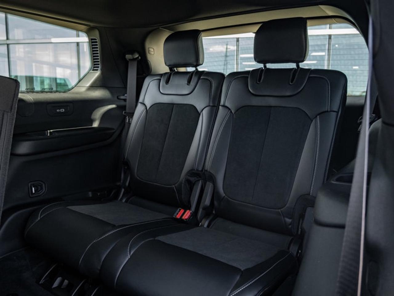 2026 Jeep Grand Cherokee L ALTITUDE Photo