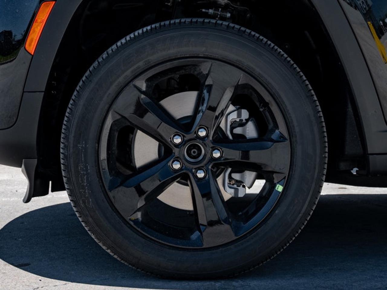 2026 Jeep Grand Cherokee L ALTITUDE Photo