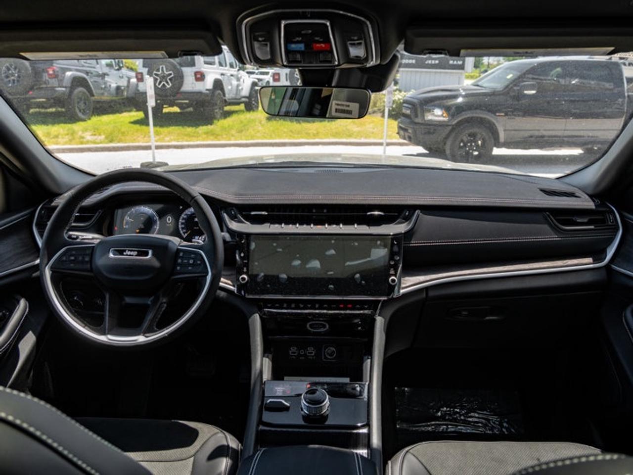 2026 Jeep Grand Cherokee L ALTITUDE Photo