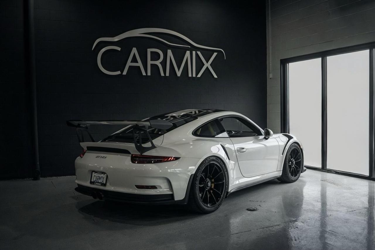 2016 Porsche 911 GT3 RS Photo