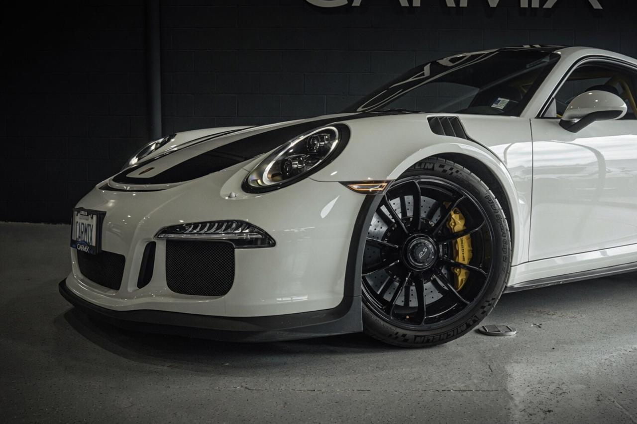 2016 Porsche 911 GT3 RS Photo4