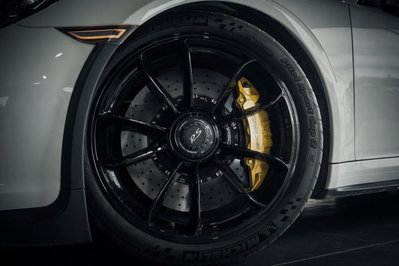 2016 Porsche 911 GT3 RS Photo