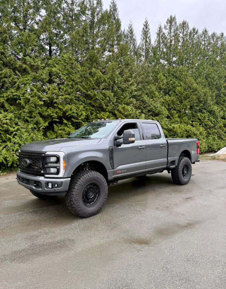 2026 Ford F-350 Lariat Photo1