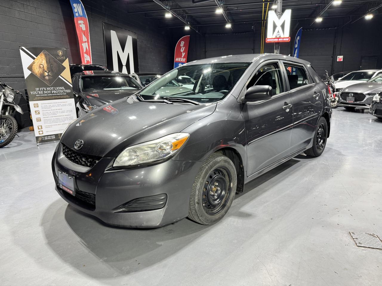 2013 Toyota Matrix  - Photo #1