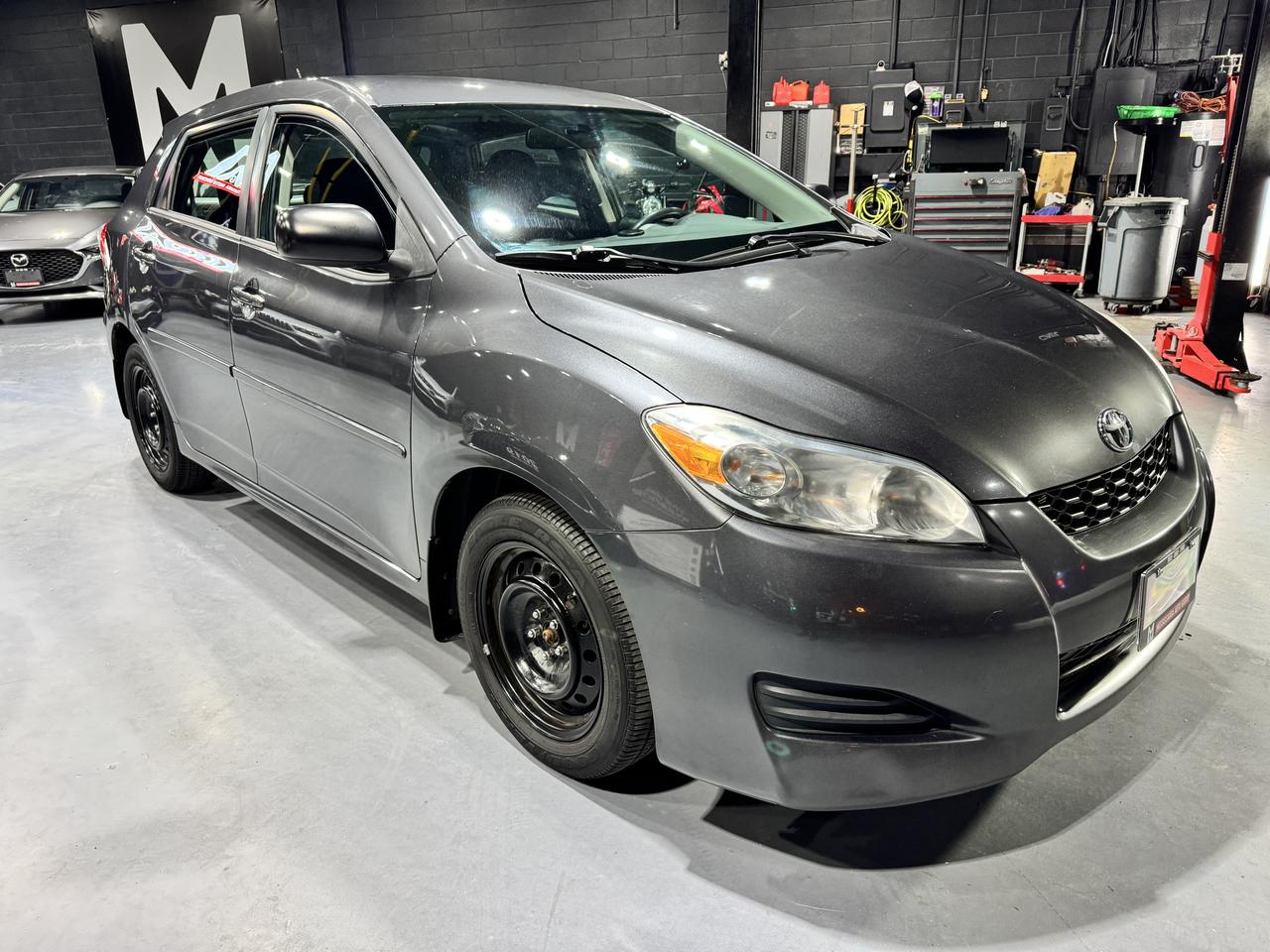 2013 Toyota Matrix  Photo2