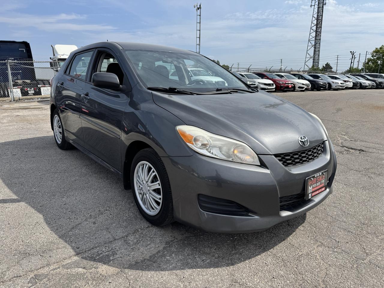 2013 Toyota Matrix  Photo2