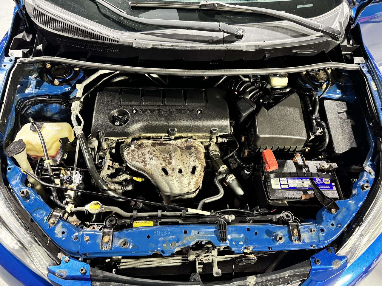 2009 Toyota Matrix 4dr Wgn Auto XR FWD Photo