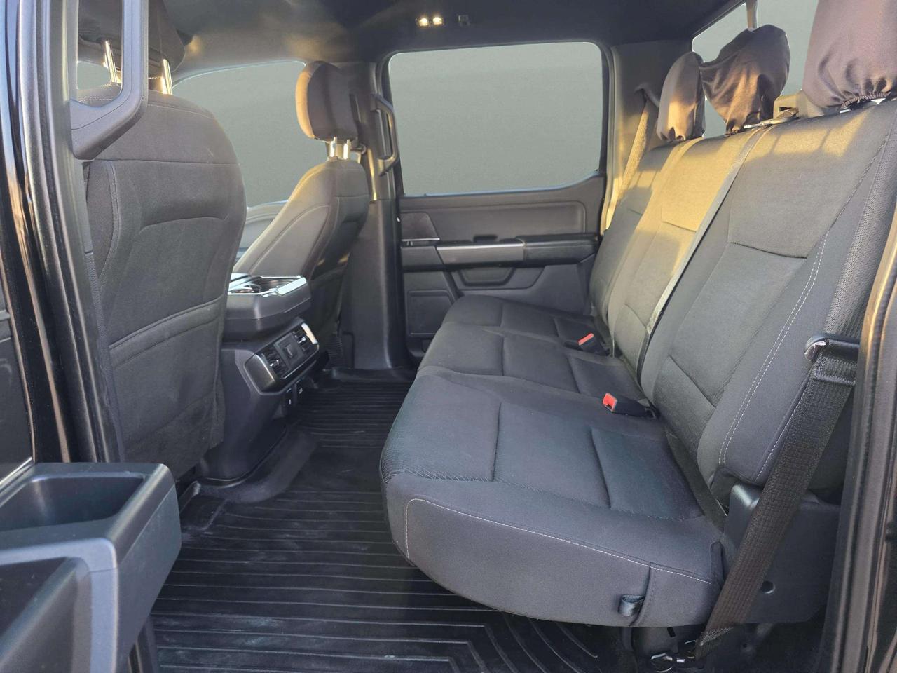 2022 Ford F-150 XLT 4WD SuperCrew 5.5' Box Photo