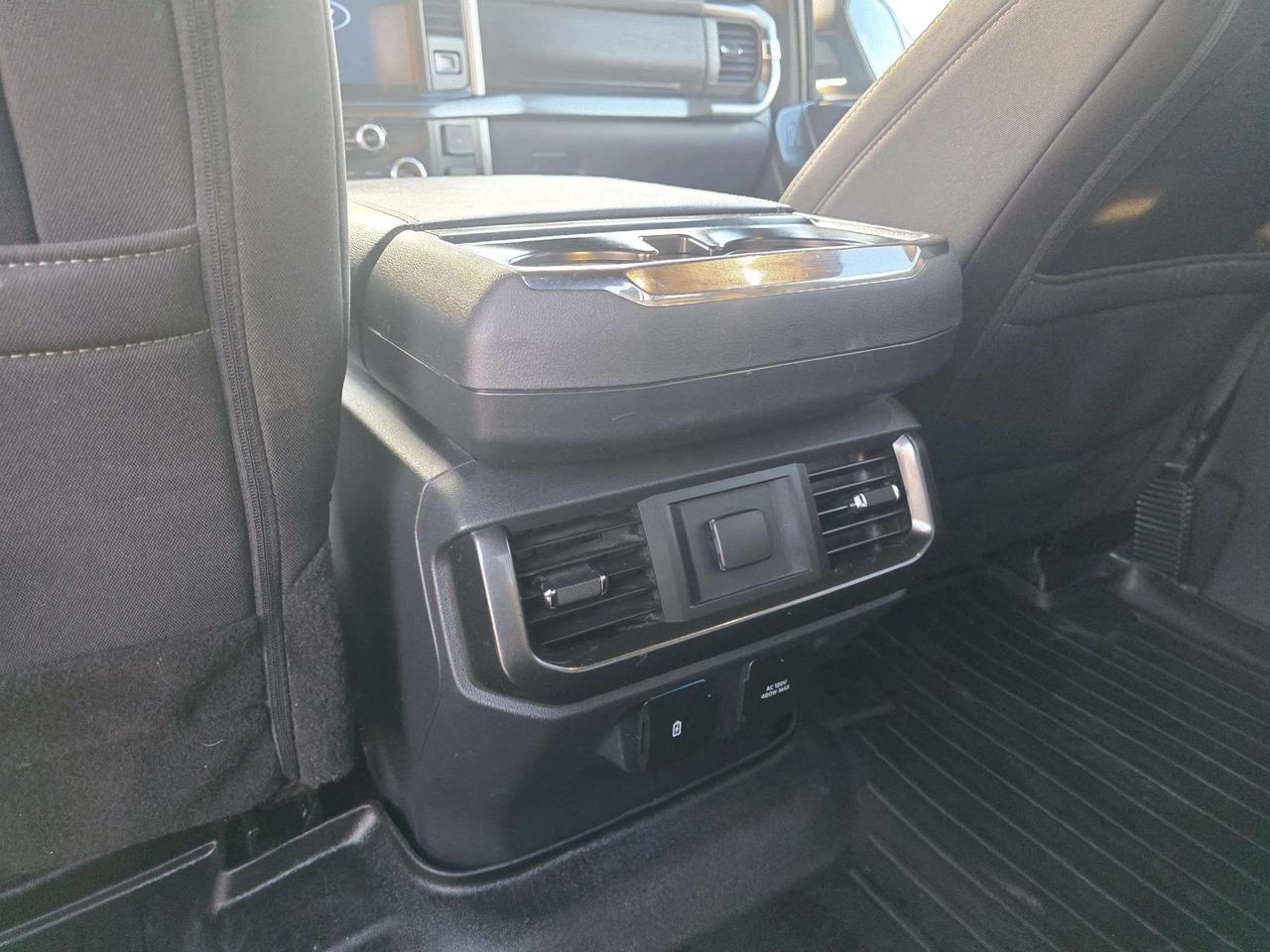 2022 Ford F-150 XLT 4WD SuperCrew 5.5' Box Photo