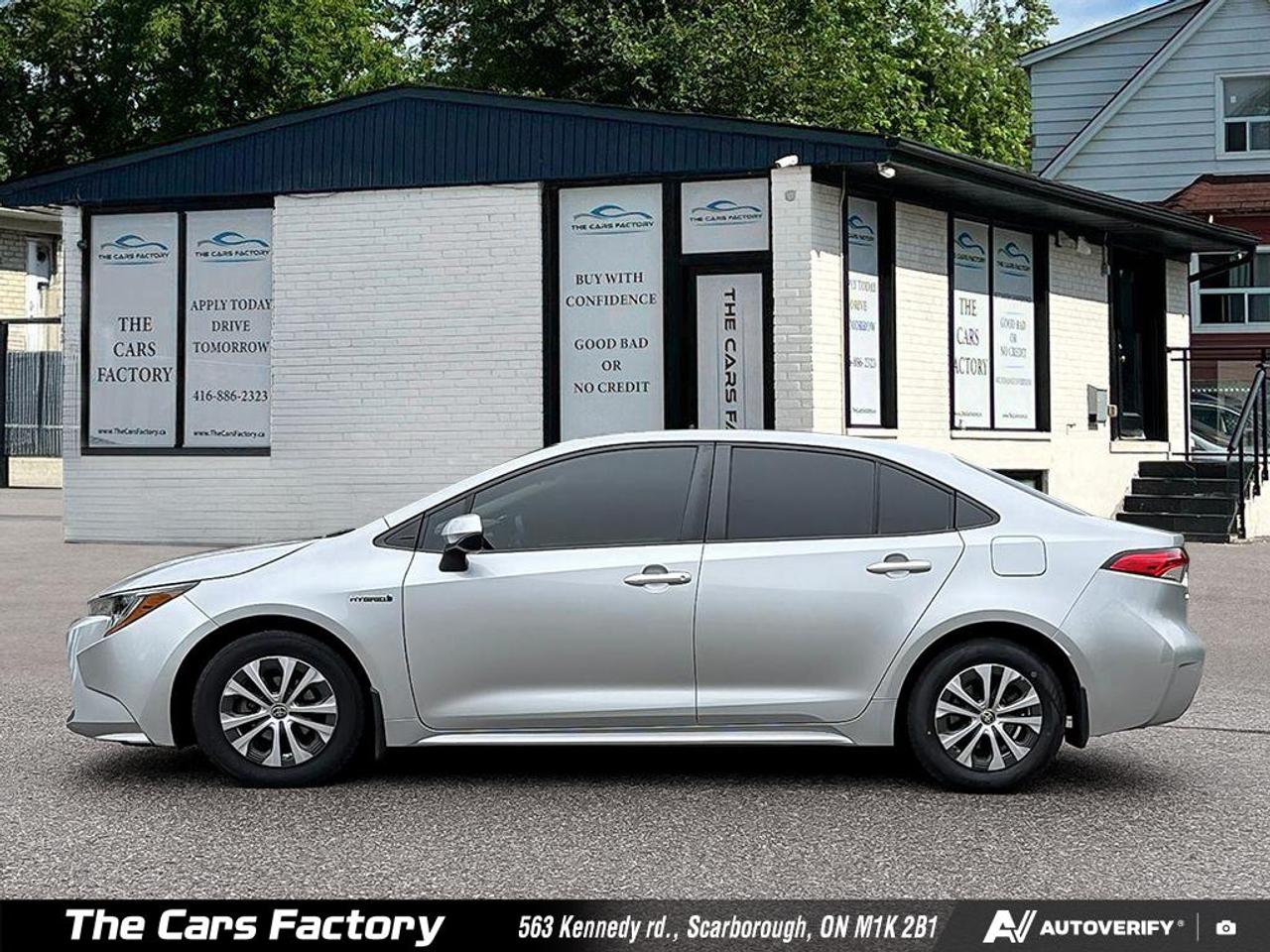 2021 Toyota Corolla Hybrid Apple CarPlay / Camera 1-Owner No Accident! Photo