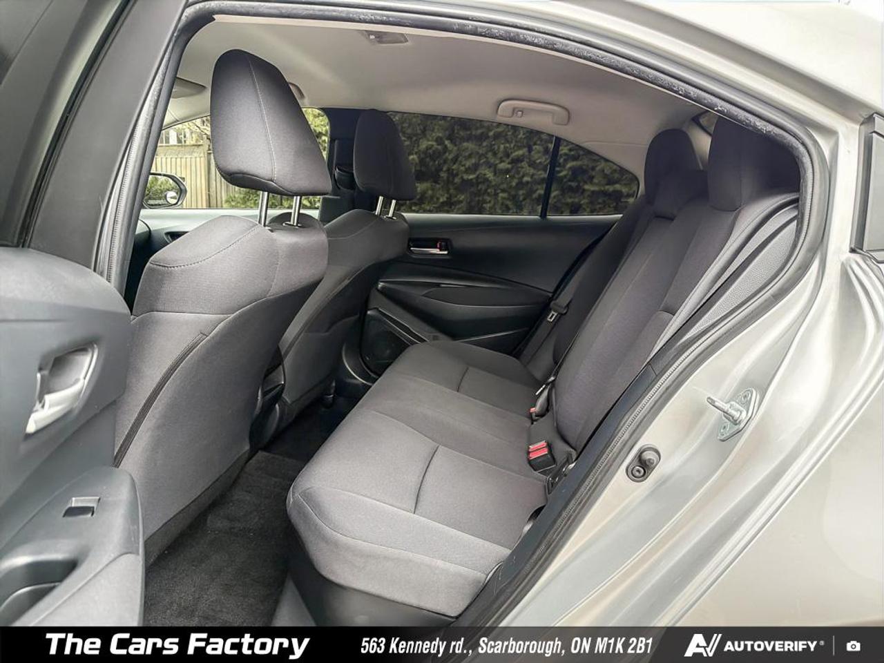 2021 Toyota Corolla Hybrid Apple CarPlay / Camera 1-Owner No Accident! Photo