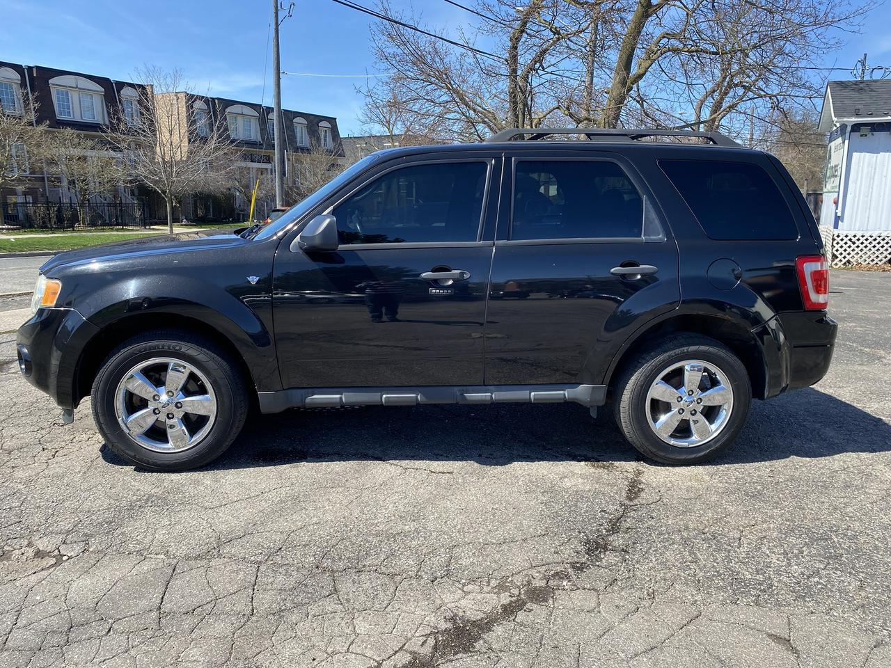 2011 Ford Escape XLT/Clean Carfax/4WD/Automatic/Bluetooth Photo