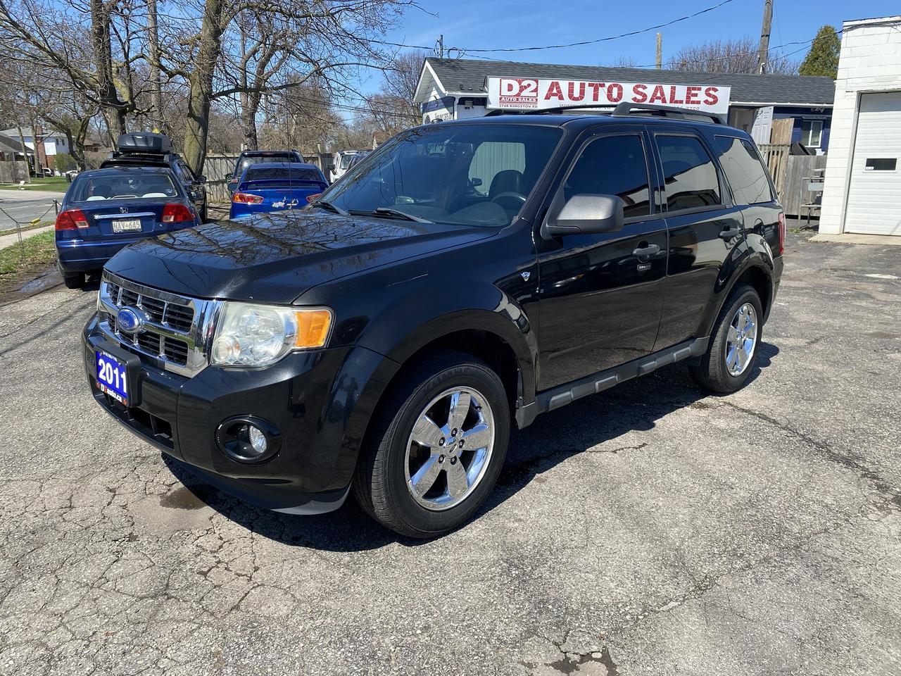 2011 Ford Escape XLT/Clean Carfax/4WD/Automatic/Bluetooth Photo0