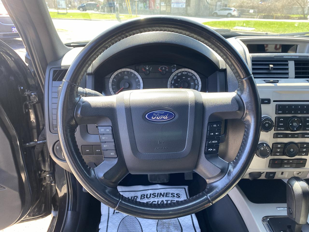 2011 Ford Escape XLT/Clean Carfax/4WD/Automatic/Bluetooth Photo