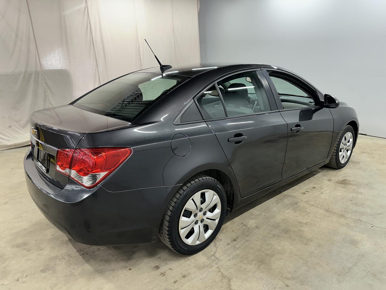 2014 Chevrolet Cruze 2LS Photo