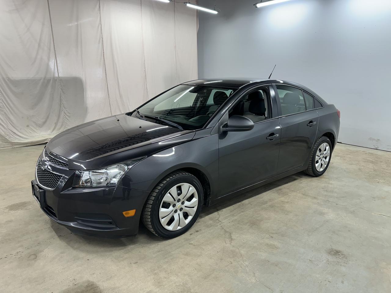 2014 Chevrolet Cruze 2LS Photo18