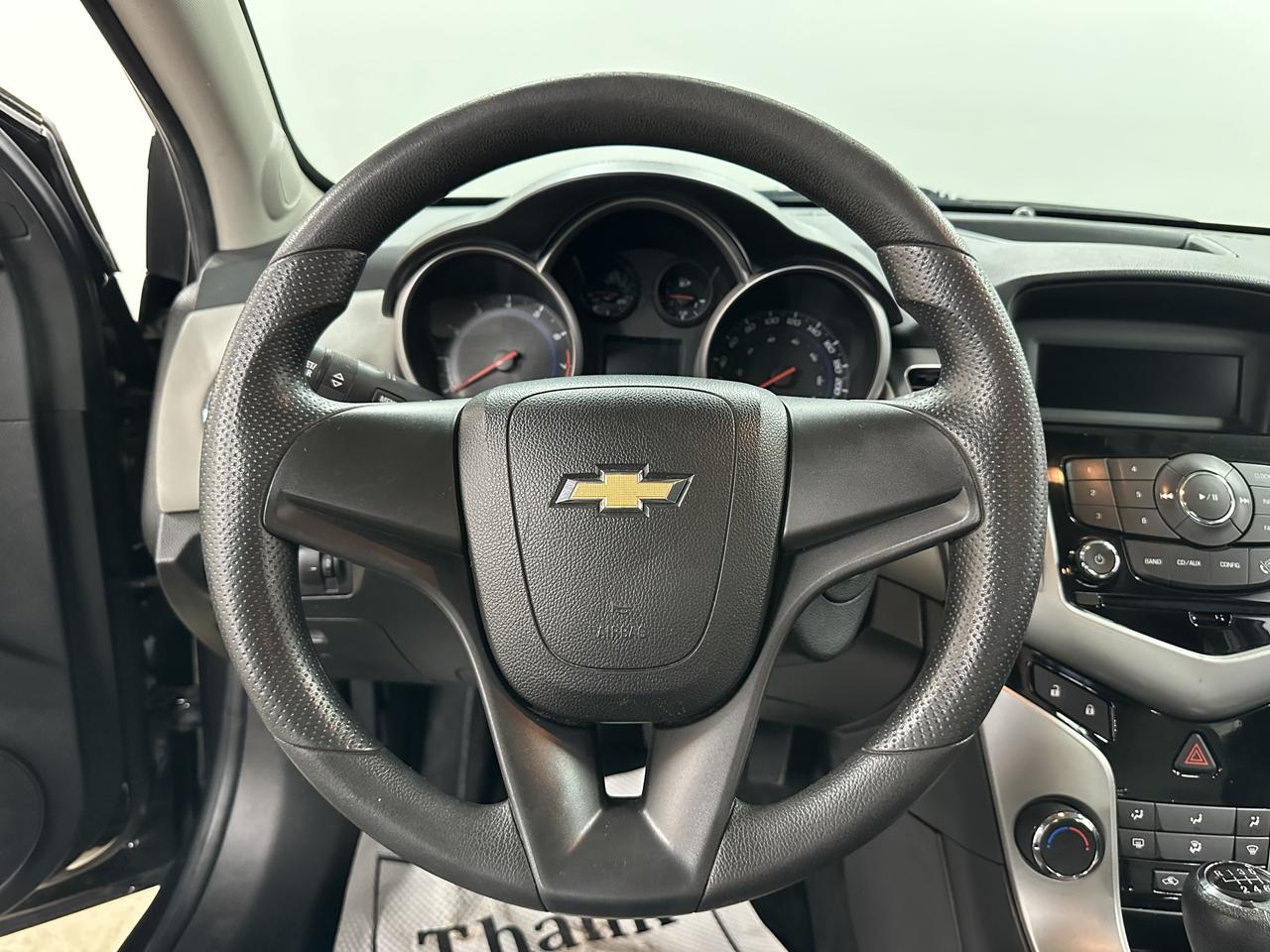 2014 Chevrolet Cruze 2LS Photo7