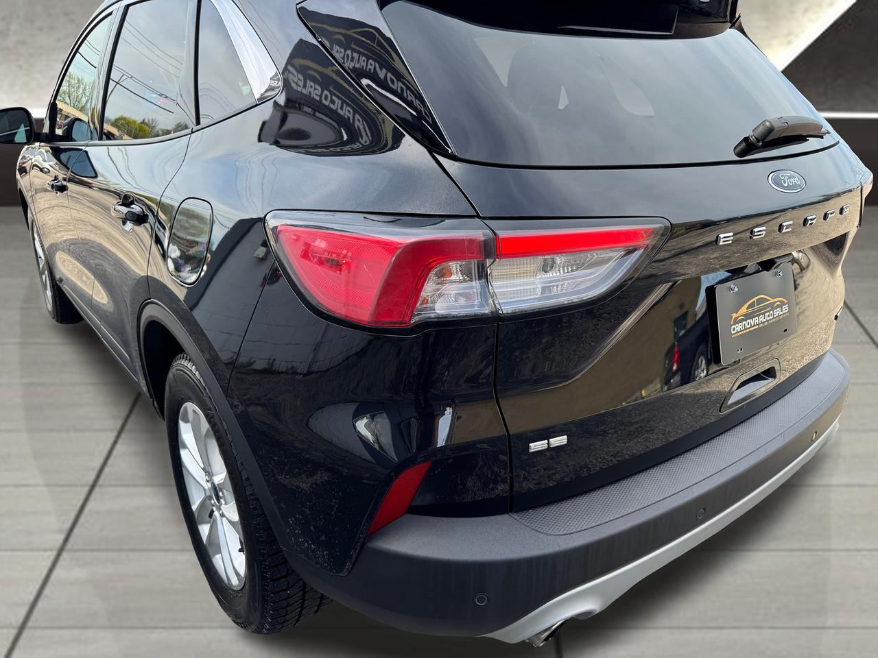 2020 Ford Escape SE+ApplePlay+ONE OWNER+CLEAN CARFAX Photo