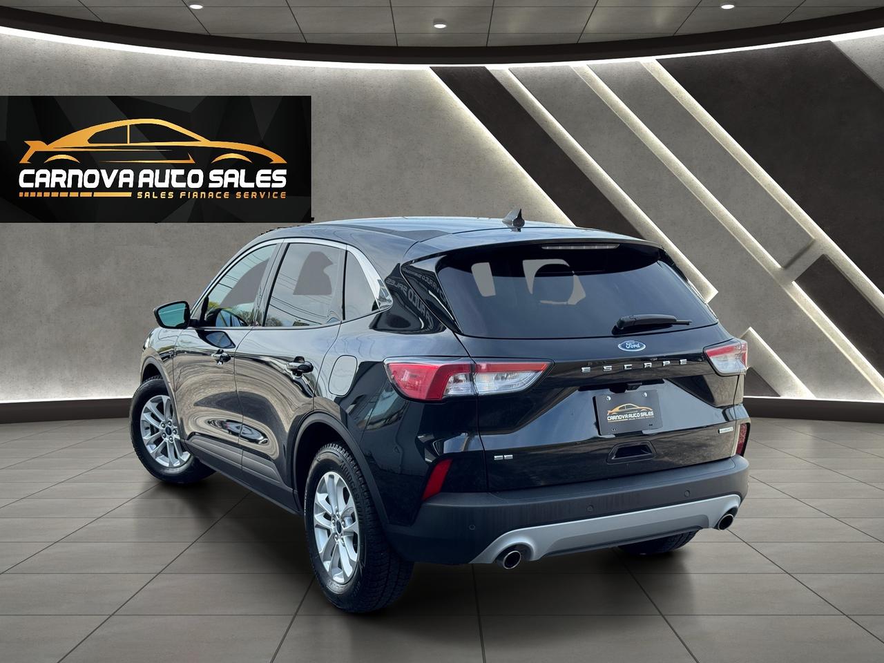 2020 Ford Escape SE+ApplePlay+ONE OWNER+CLEAN CARFAX Photo