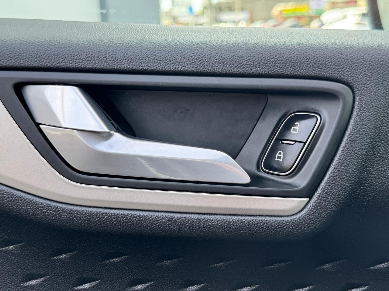 2020 Ford Escape SE+ApplePlay+ONE OWNER+CLEAN CARFAX Photo
