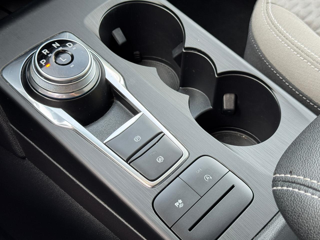 2020 Ford Escape SE+ApplePlay+ONE OWNER+CLEAN CARFAX Photo